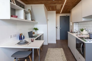1 bed studio, North Road, City Centre, Lancaster, LA11NS - Image 2